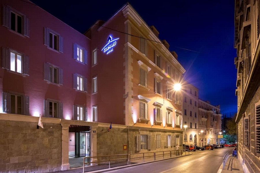 Hotel Cornaro 01 Hotel Cornaro 01